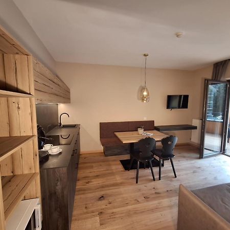 Alpenspitz Appartements - Garni - B&B راسيني المظهر الخارجي الصورة