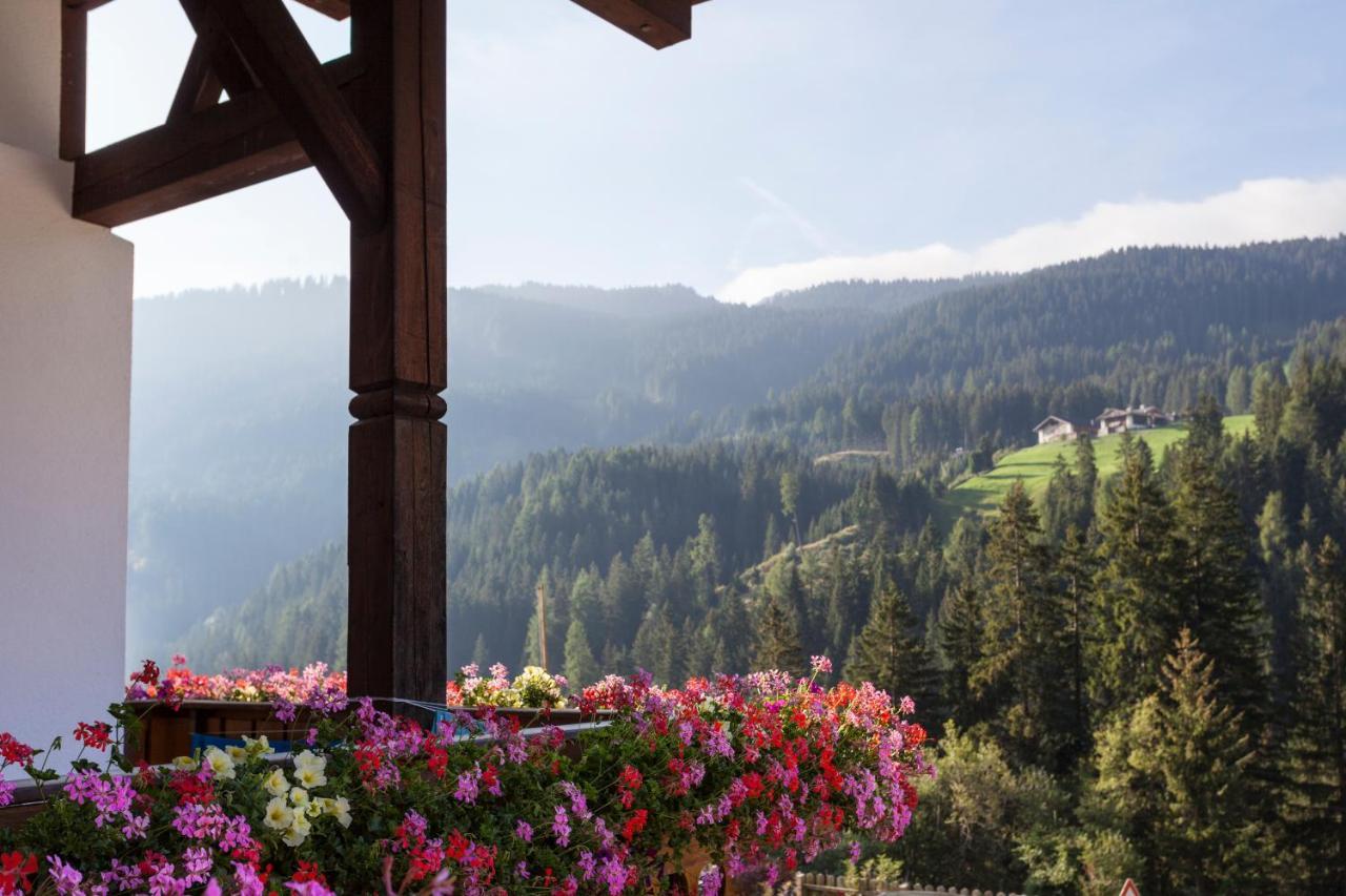Alpenspitz Appartements - Garni - B&B راسيني المظهر الخارجي الصورة